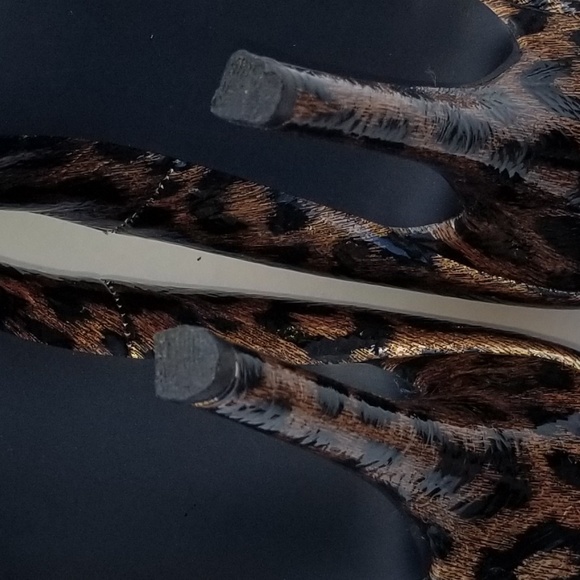 Patent Leather Leopard Print Shoes - Picture 5 of 7